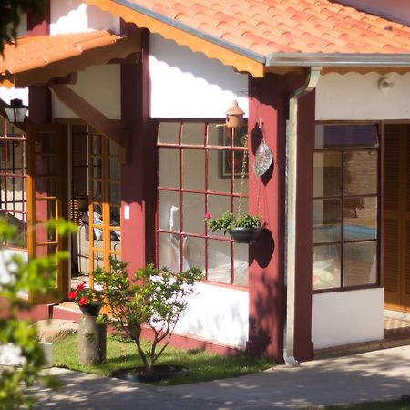 Villa Cottage Pousada Monte Alegre do Sul Exterior foto