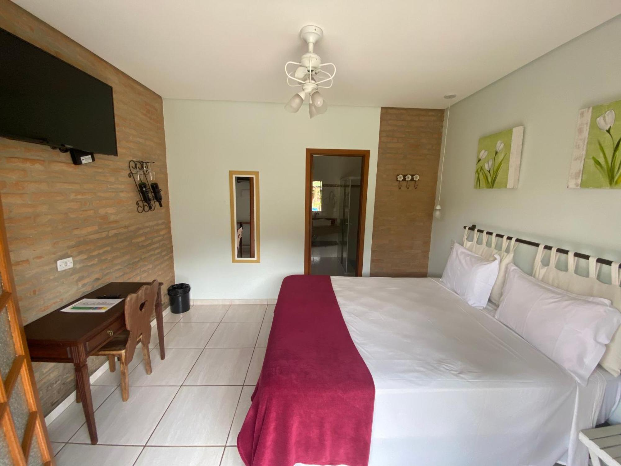 Villa Cottage Pousada Monte Alegre do Sul Exterior foto