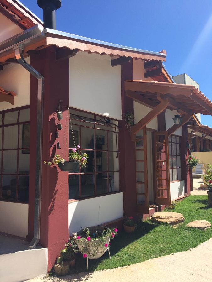 Villa Cottage Pousada Monte Alegre do Sul Exterior foto